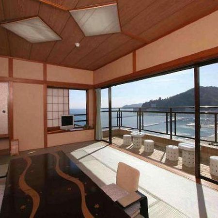 Tsukino Sumika Atami Juraku Hotel Esterno foto