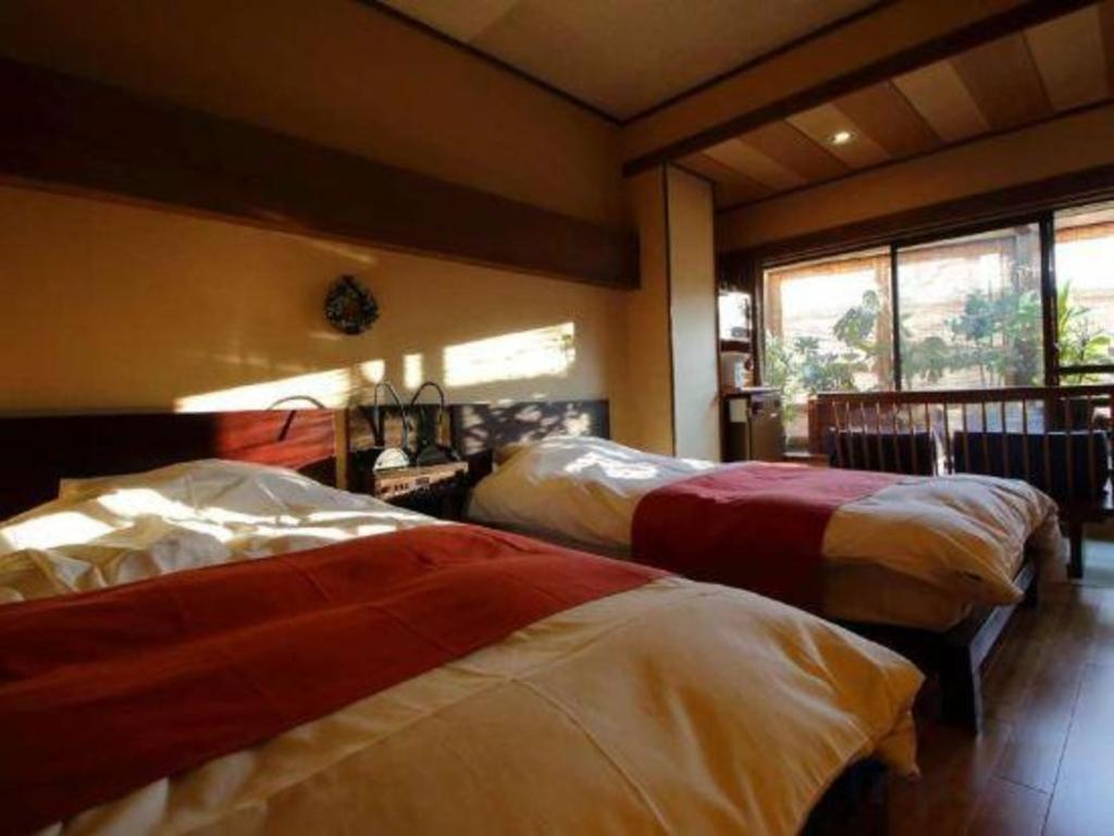 Tsukino Sumika Atami Juraku Hotel Esterno foto