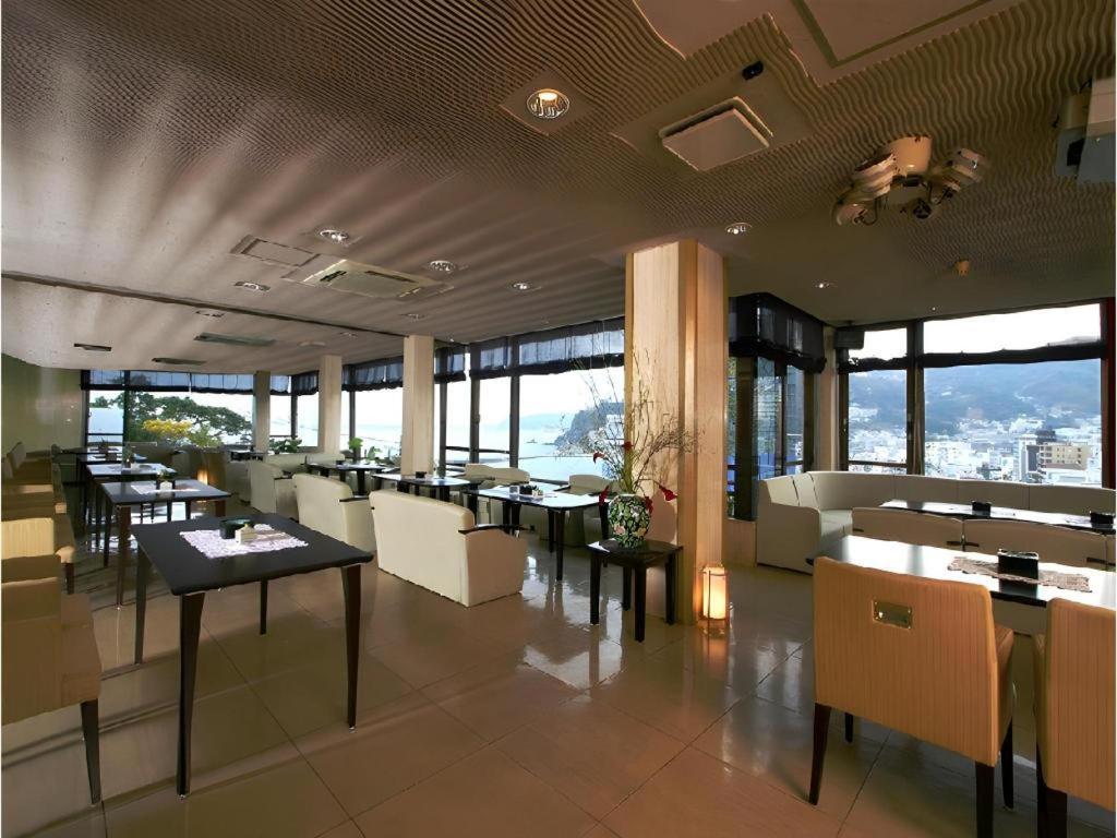 Tsukino Sumika Atami Juraku Hotel Esterno foto