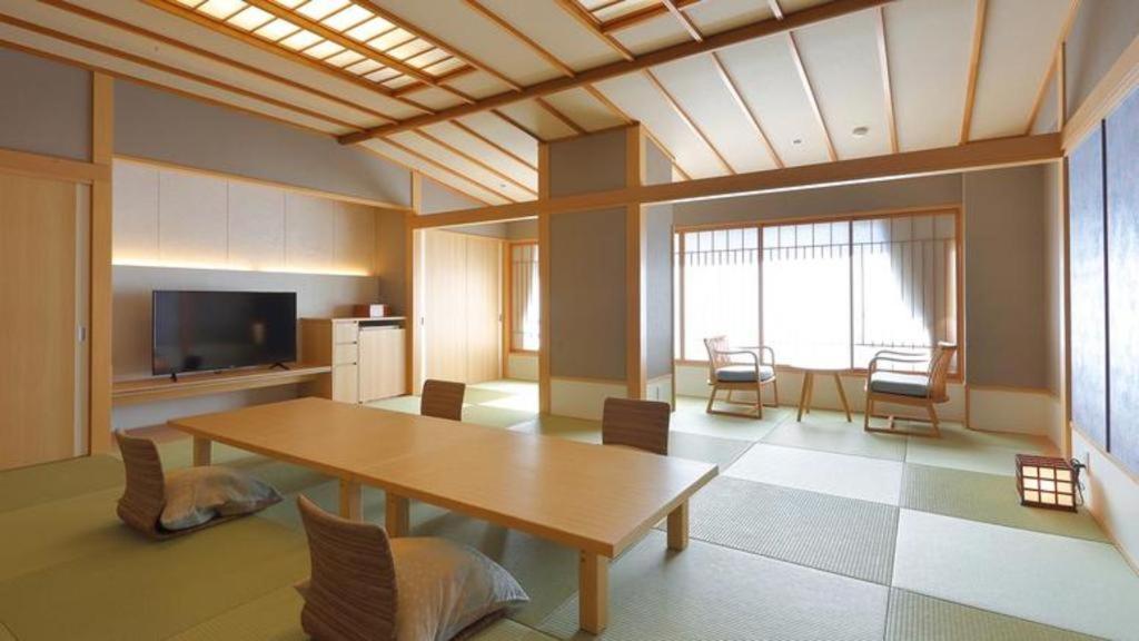 Tsukino Sumika Atami Juraku Hotel Esterno foto