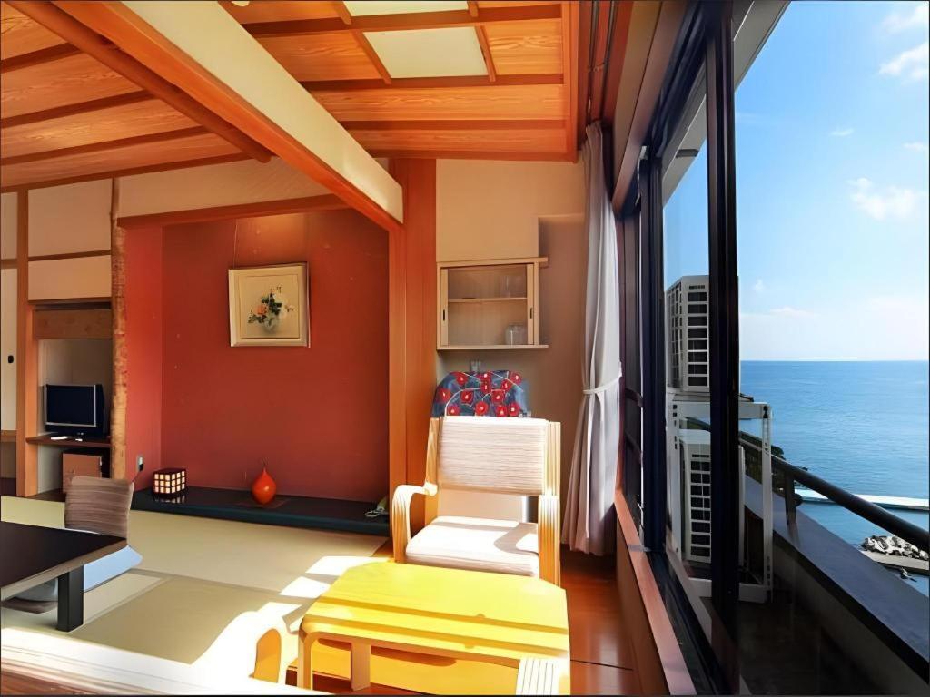 Tsukino Sumika Atami Juraku Hotel Esterno foto